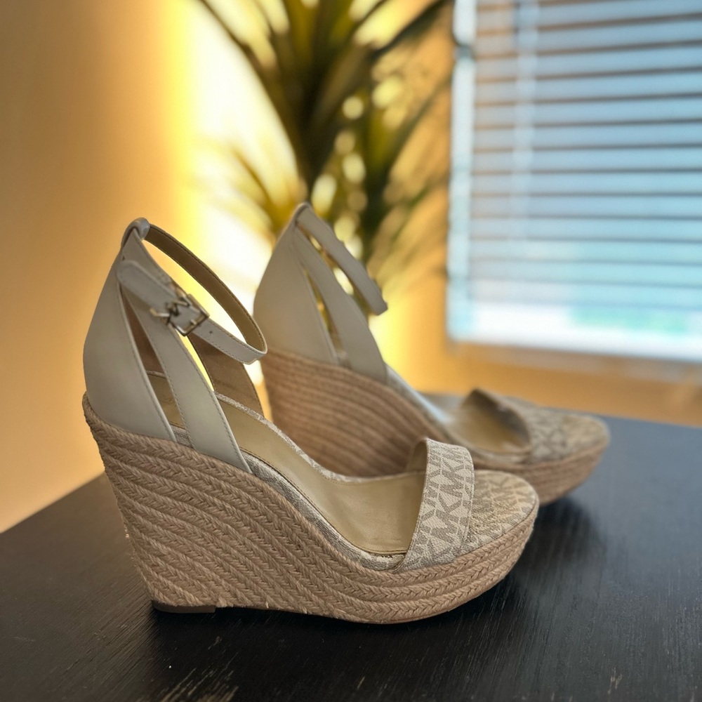 Michael Kors Cream Wedge Sandals with Peep-Toe
